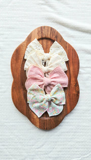 Fable Bow on Clip • Ginny Floral